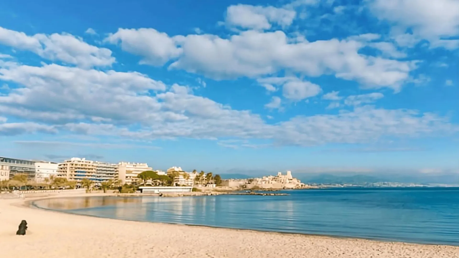 דירה Appartement Tout Confort Au Coeur D'אנטיב