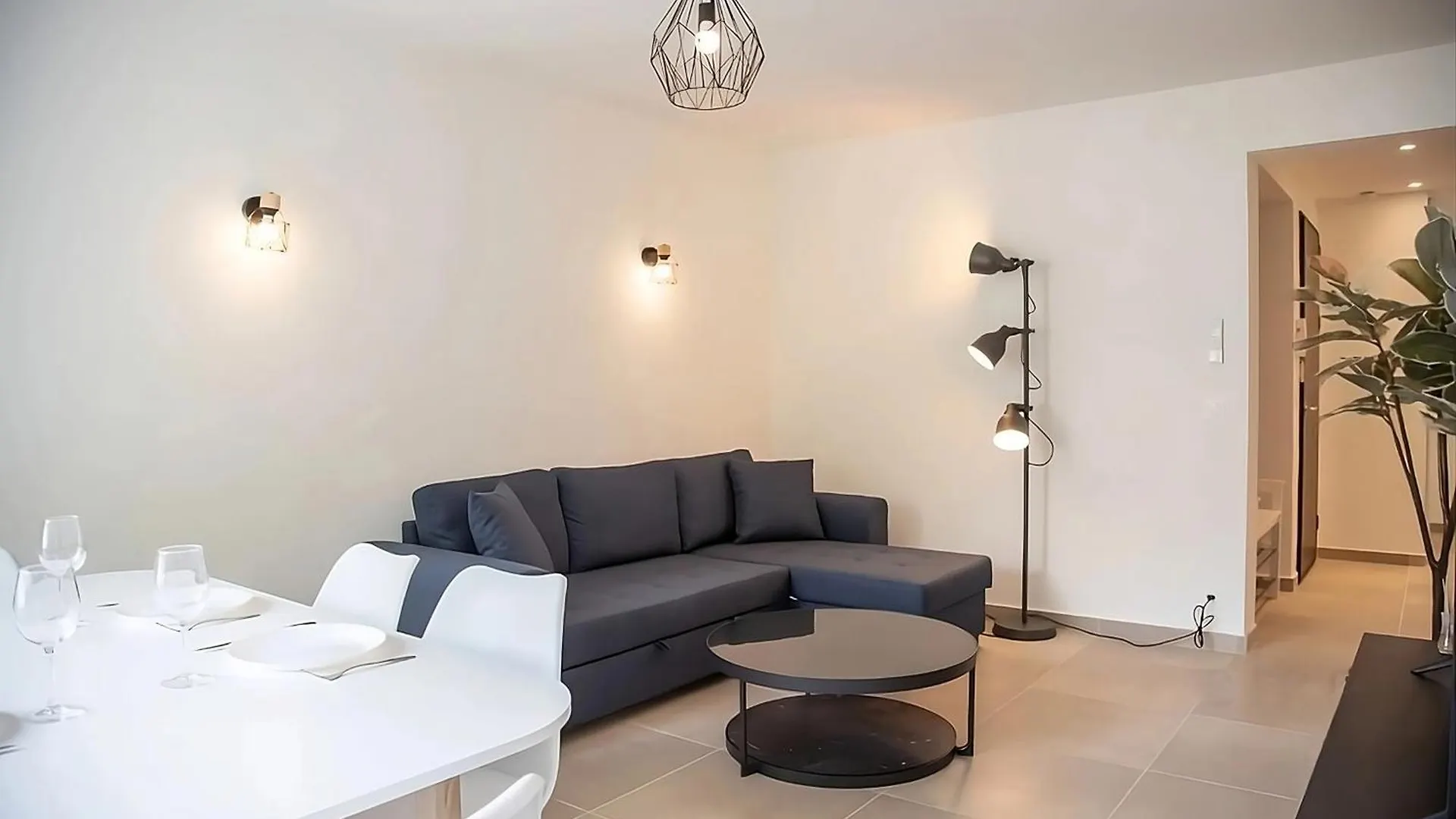 Appartement Tout Confort Au Coeur D'אנטיב 0*, אנטיב צרפת